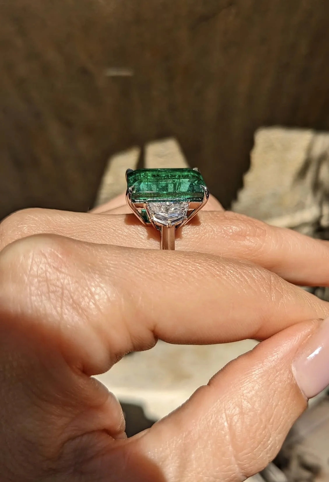 Natural emerald ring